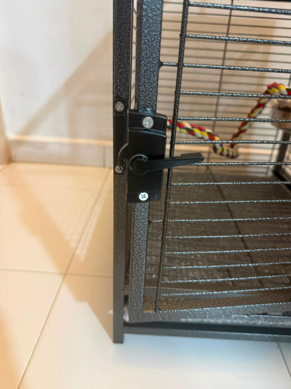 PORTABLE BIRD CAGE FOR OUTDOORS