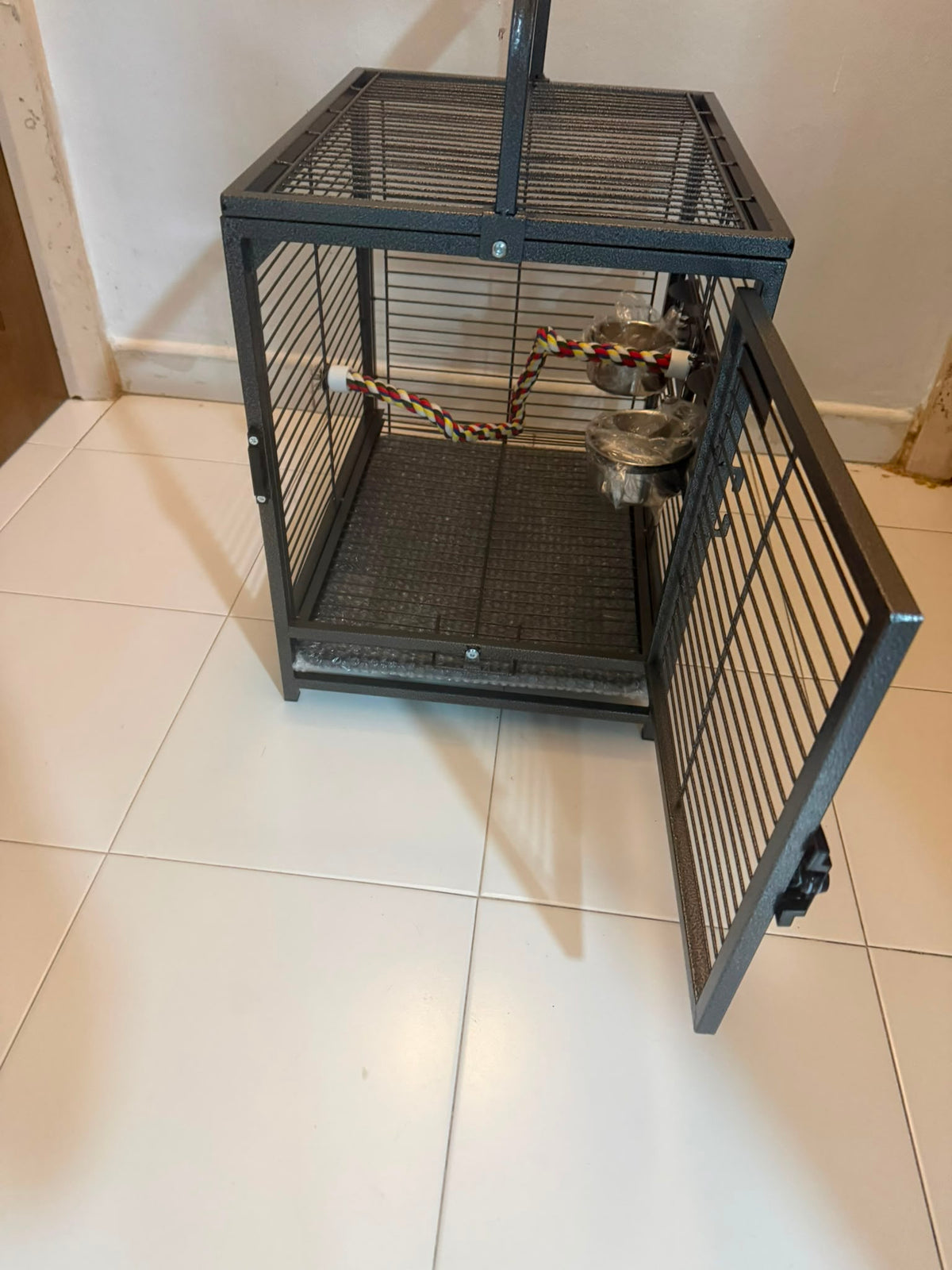 PORTABLE BIRD CAGE FOR OUTDOORS
